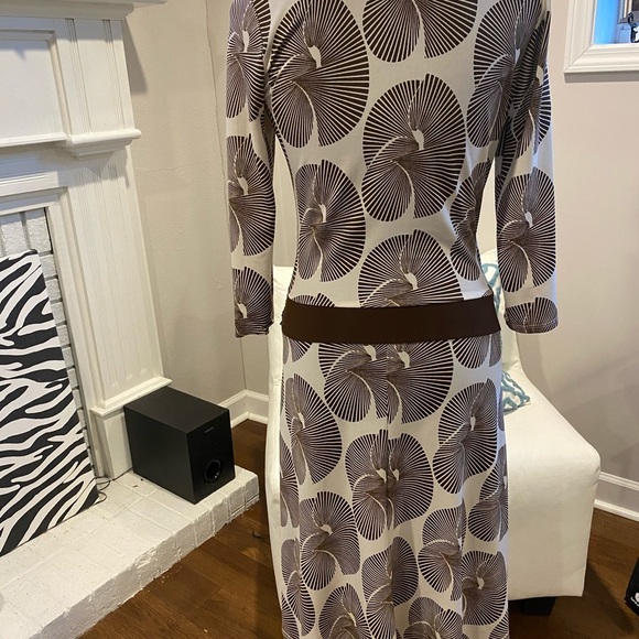Brown and White Faux Wrap Dress, Maurices’s, Med - Picture 5 of 8